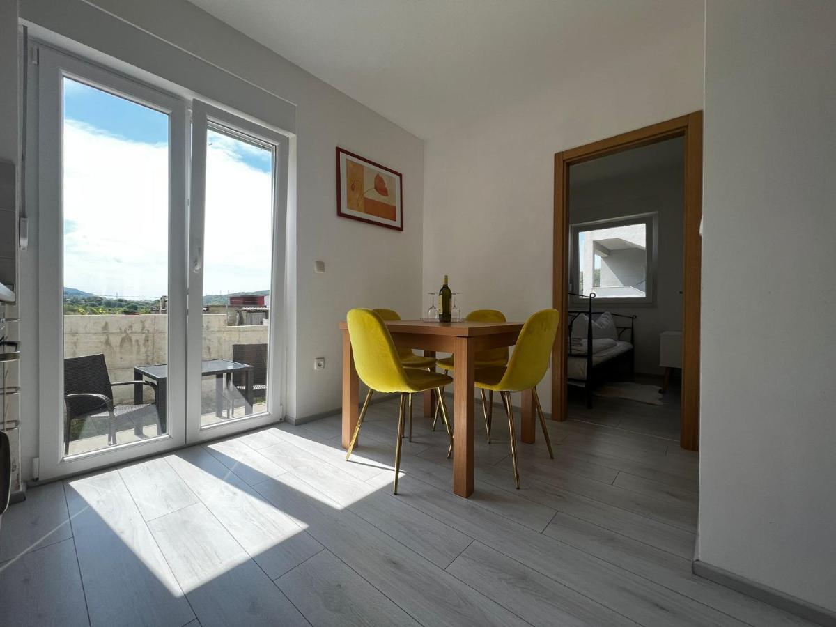 Apartments Petrusic Супетарська Драґа Екстер'єр фото