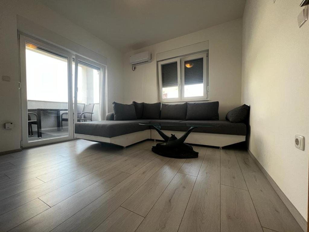 Apartments Petrusic Супетарська Драґа Екстер'єр фото
