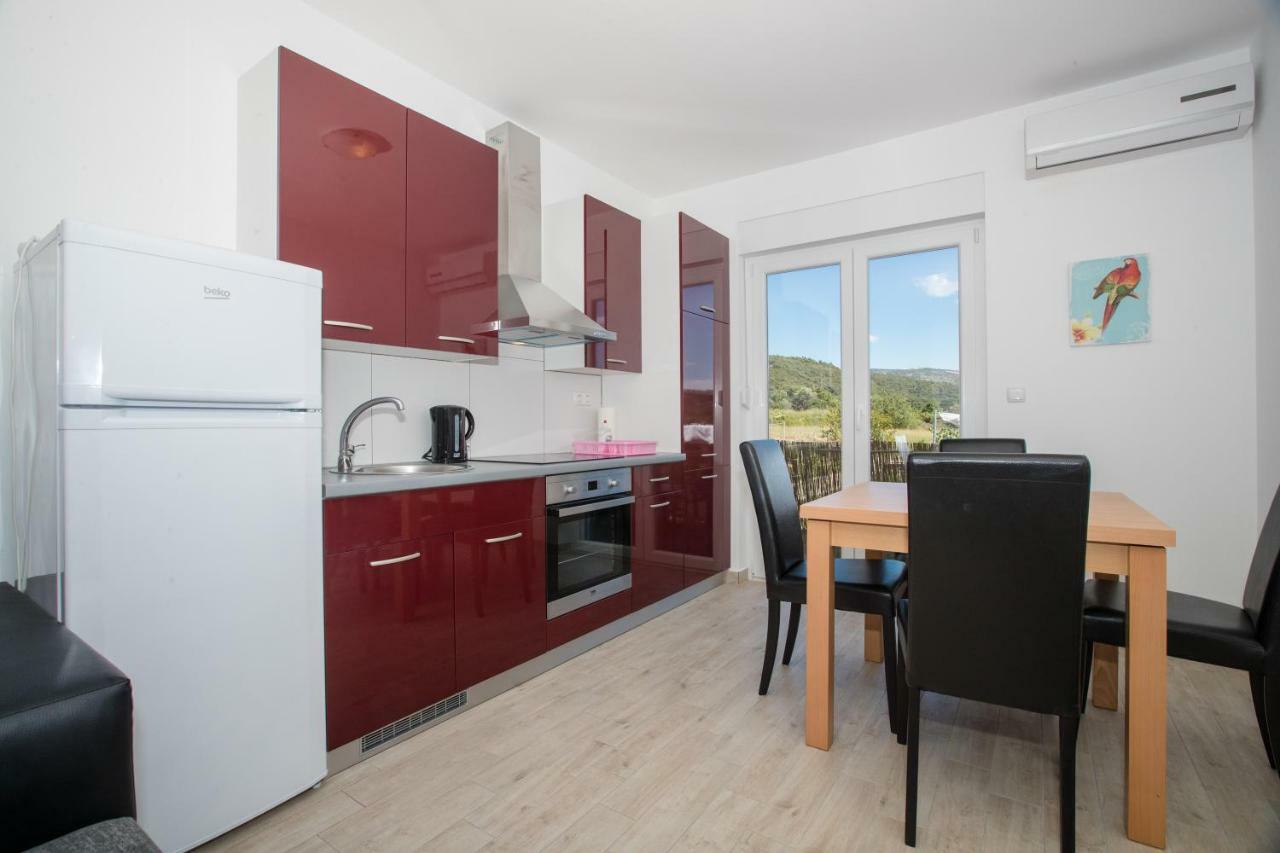Apartments Petrusic Супетарська Драґа Екстер'єр фото