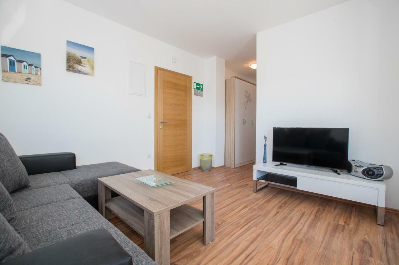 Apartments Petrusic Супетарська Драґа Екстер'єр фото